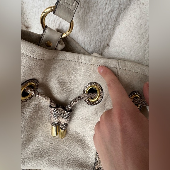 B. MAKOWSKY LEATHER BAG, METALLIC ANIMAL PRINT LEATHER TRIM, OUTSIDE POCKETS VGC - Picture 13 of 16